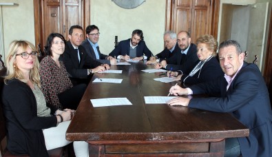 Gli-amministratori-dei-nove-comuni